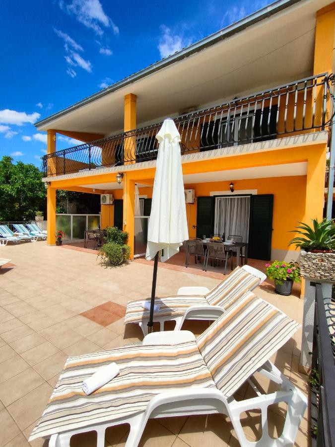 Appartement Juras Podstrana