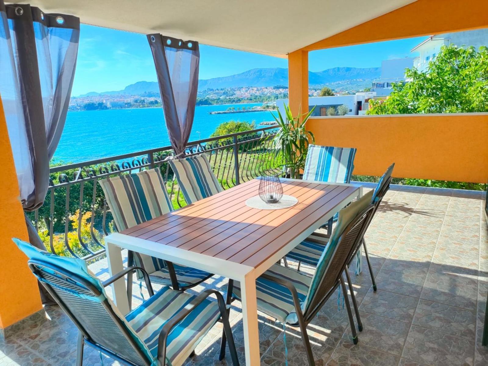 Juras Appartement Podstrana